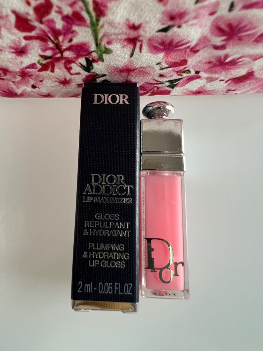 Dior Bundle Blooming Pink Flowers with Mini size Dior Lip Maximiser NWOT GWP - Picture 5 of 8